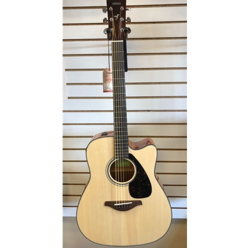 Yamaha FGX800C Folk Size Cutaway Acoustic Electric Guitar - Natural